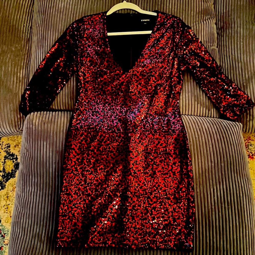 Express Dress Size 8 Red & Black Sequin